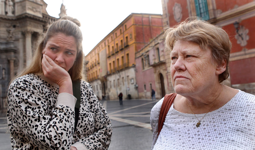 Patsy Visser y amiga de Ingrid Visser, Suus Patsy Visser y amiga de Ingrid Visser, Suus