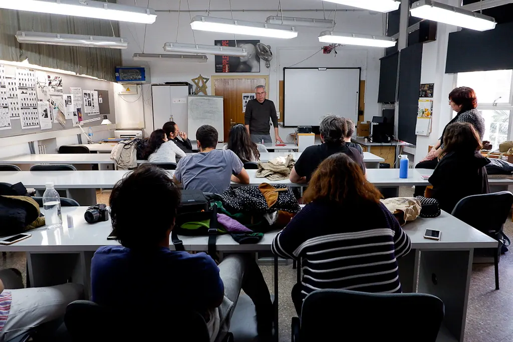 Taller de Fotografía Macro (marzo 2020) - Escuela de Arte en Murcia Taller de Fotografía Macro (marzo 2020) - Escuela de Arte en Murcia